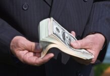 Курс валют в Украине 28 января 2024: сколько стоит доллар и евро