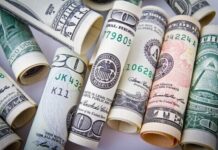 Курс валют в Украине 15 января 2024: сколько стоит доллар и евро