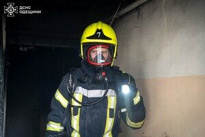 В Одессе горел жилой дом: погиб человек В Одессе горел жилой дом: погиб человек