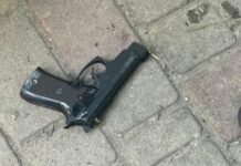 В Одессе мужчина угрожал прохожим и устроил стрельбу